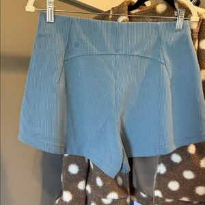 Women's lululemon Blue Casual Shorts size 8